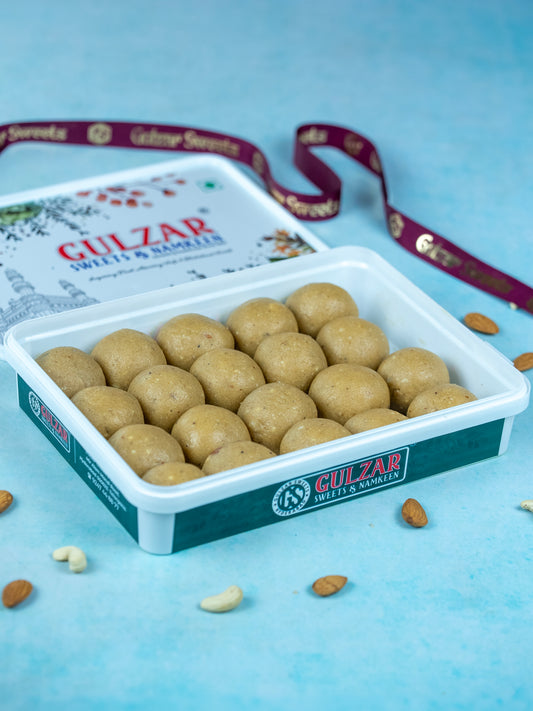 Gondh Laddu
